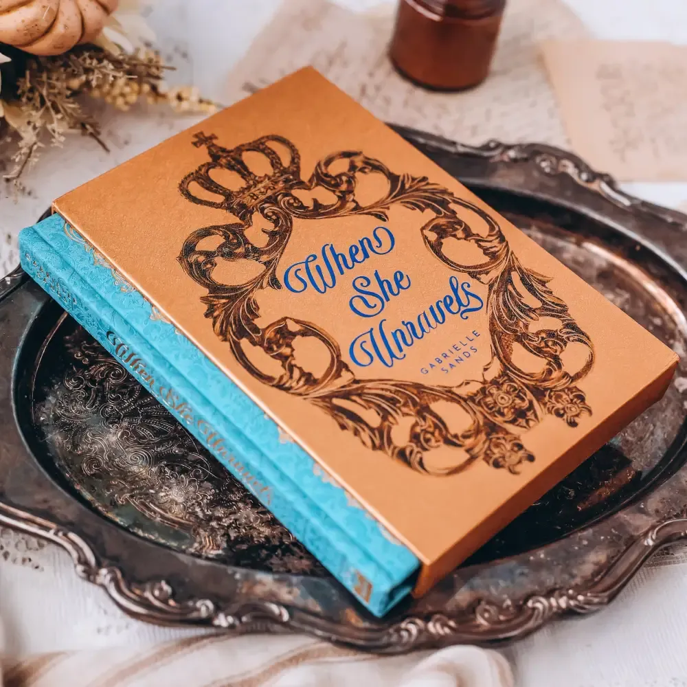 When She Unravels Bookish Shop special edition photo 7
